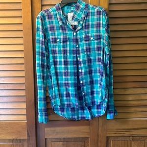 Green plaid long sleeve shirt